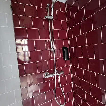Almirante Homes - 1 *